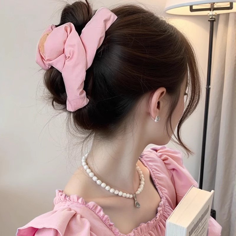 Tela de moda pliegue clip de cabello de alta sensación de gran clip de agarre de cabeza de mujer clip de tiburón temperamento coreano adornamiento de cabello