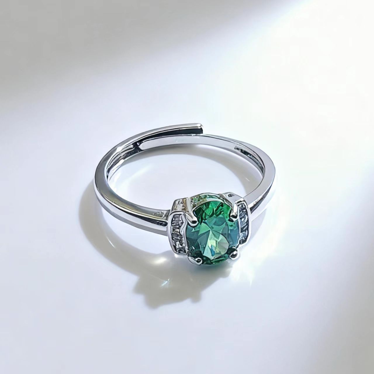 Live Broadcast Hot Sale: Simulated Natural Emerald Adjustable For Women, Coconut-shaped R, Versatile Green Gemstone_voghion.com