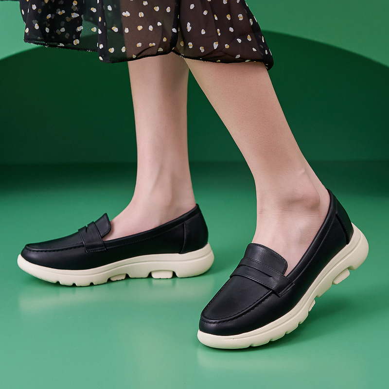 B888-12025 Spring Winter New Large Size Casual Fashion Non-Slip Soft Sole Mom Shoes For Women_voghion.com