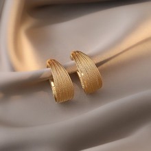 ���R�d�羳C�ζ��hŮ�͹Ś��|�׺ζ�Ȧ�W���F���䵭�L��ᔶ��Ʒ