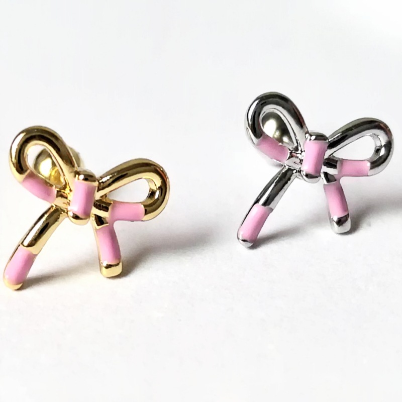 Pointed titanium steel lip stud product view