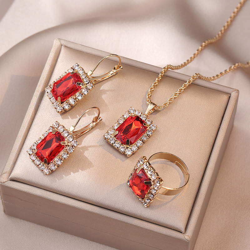 collana donna rete rosso zircone nicchia versatile orecchini ciondolo set metallo clavicola catena fabbrica_voghion.com