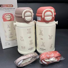 維迪熊乳幼児双飲保温カップ大容量子供ストローカップ316ステンレス赤ちゃんカップ携帯