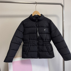 9811美系K尔女装 黑色绗缝刺绣松紧收腰立领夹棉保暖休闲棉服