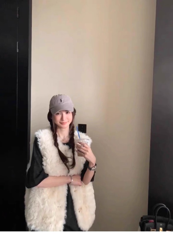 欧尼马甲coco同款仿托斯卡纳羊羔毛皮毛一体洋气短款马甲背心皮草|undefined