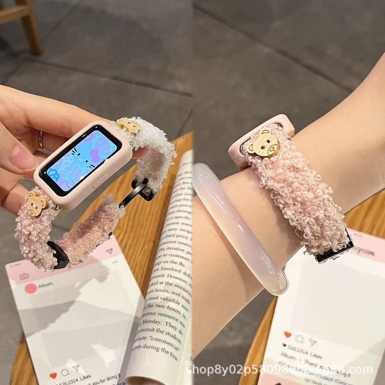 Polar Fleece Bear Magnetic Buckle Suitable for Apple Iwatch11 Xiaomi Bracelet 10 Huawei Gt Strap Autumn and Winter Wristband