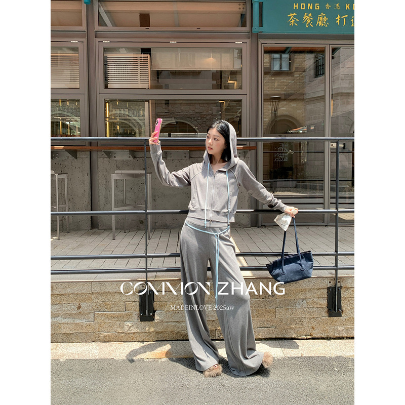CZ ZHANG秋学院风减龄卫衣女短款修身韩版修身运动短外套 B37338|undefined
