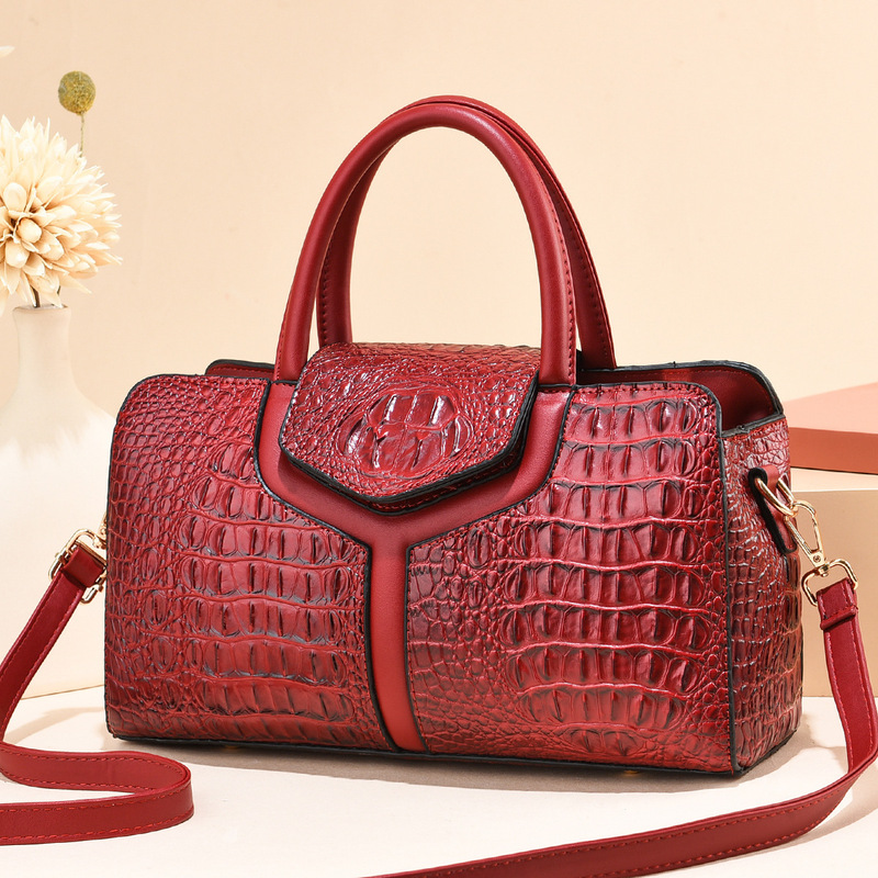 Crocodile Pattern Bag 2024 New European and American Fashion Pillow Bag handbag Boston Portable Shoulder Bag Big Bag