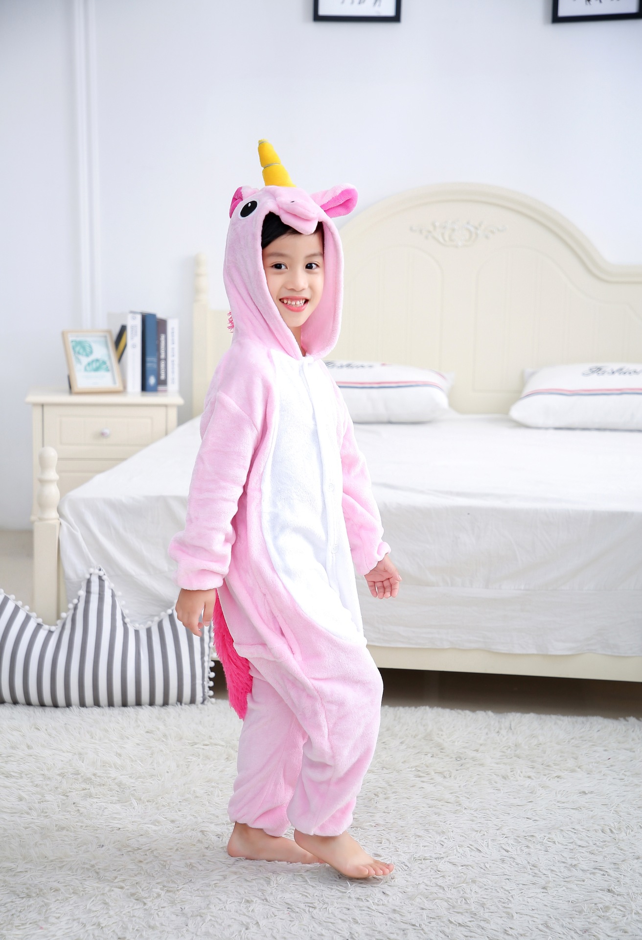 Розовая лошадь