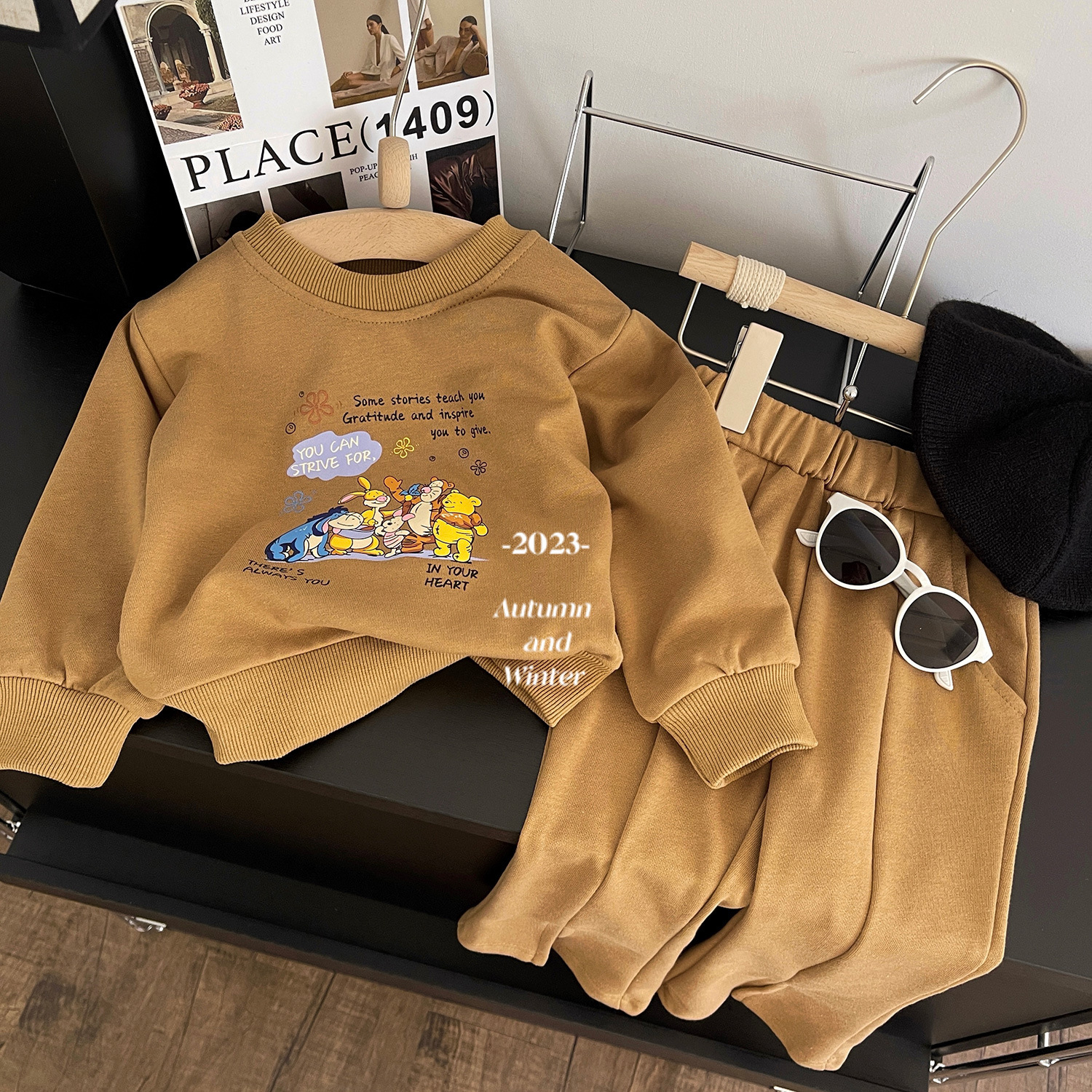2023 autumn new Korean style girls' printed long sleeved children's round neck sweatshirt two-piece set, 23337_voghion.com