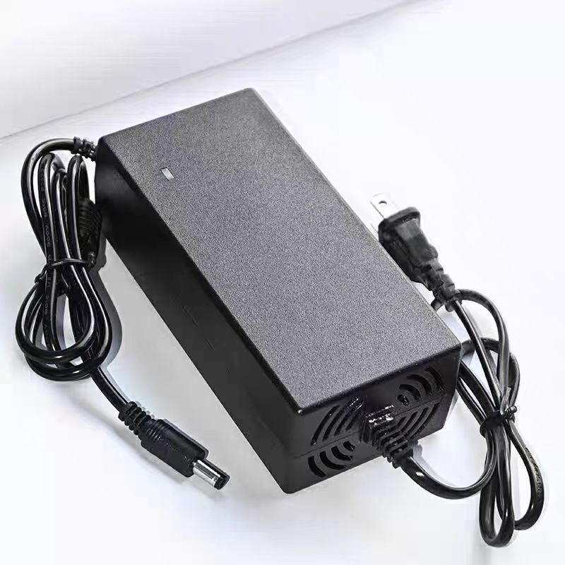 54.6V2A锂电池电动自行车充电器 13串18650电池 48V锂电池充电器