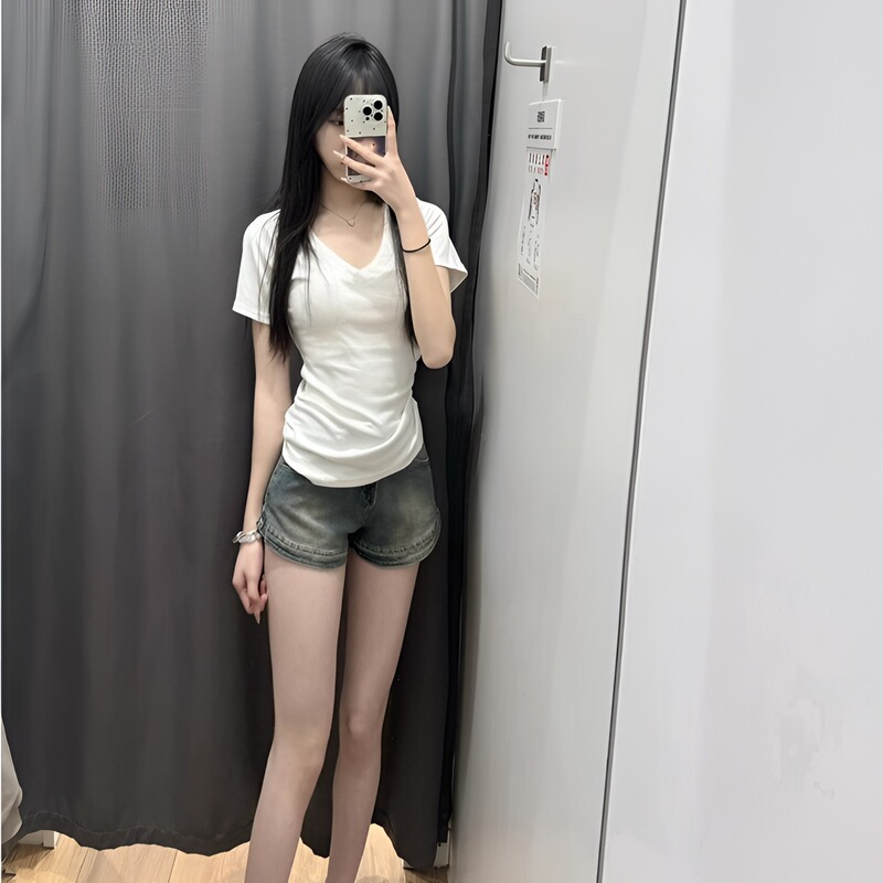 Korean Style V-Neck Short-Sleeved T-Shirt Women's Summer Hot Girl Design Sense Collarbone Slim-Fit Slimming Shoulder Short Top Ins