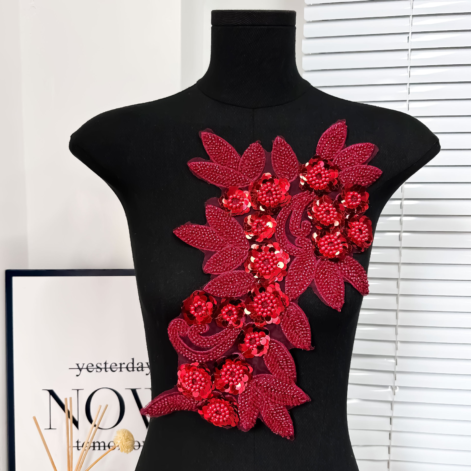 Nuevo transfronterizo de la industria pesada clavos cuentas cuentas sequillas flor tridimensional encaje vestido de boda vestido vestido de rendimiento vestido pegatinas de flores