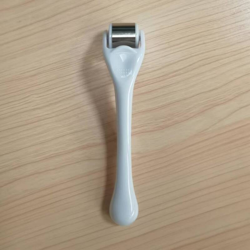 マイクロニードル補助冷やしマッサージ収縮引き上げミニステンレス氷ローラー顔目回復覚醒|undefined