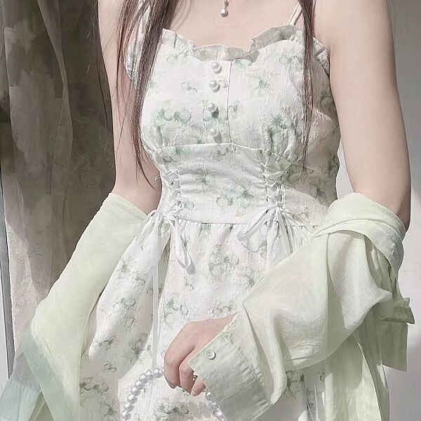 New French-Style Gentle Spaghetti-Strap Long Dress, Summer Floral Dress, Pure Desire Style, Tea-Style Outfit, Sunset Park Dress New French-Style Gentle Spaghetti-Strap Long Dress, Summer Floral Dress, Pure Desire Style, Tea-Style Outfit, Sunset Park Dress