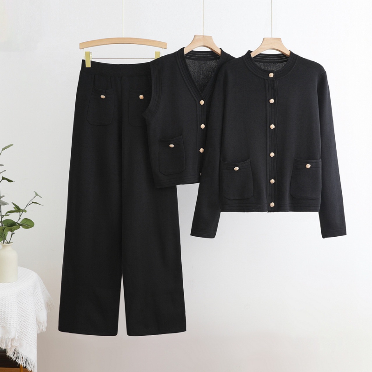 Women's Clothing Loose and versatile vest, wide leg pants, buttoned cardigan, three piece suit_voghion.com