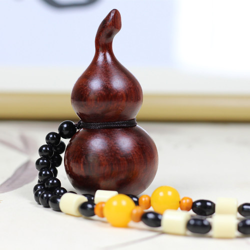 Zitan wood carved small gourd fertility amulet handle pendant, small leaf zitan gourd rearview mirror ornament