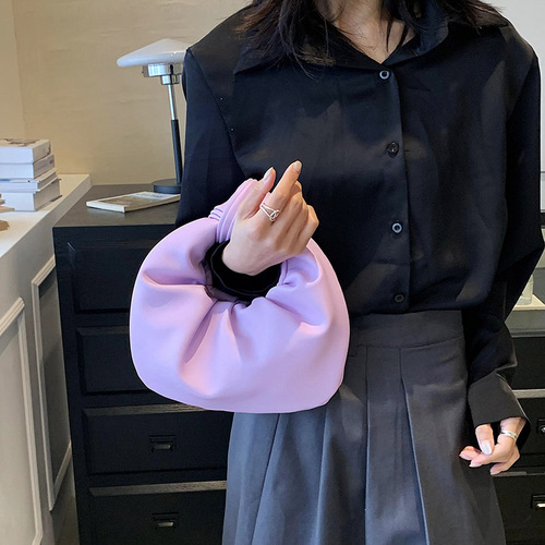 High-quality small bag for women 23 new style Internet celebrity fashion knotted handbag Korean style trendy pleated cloud bag