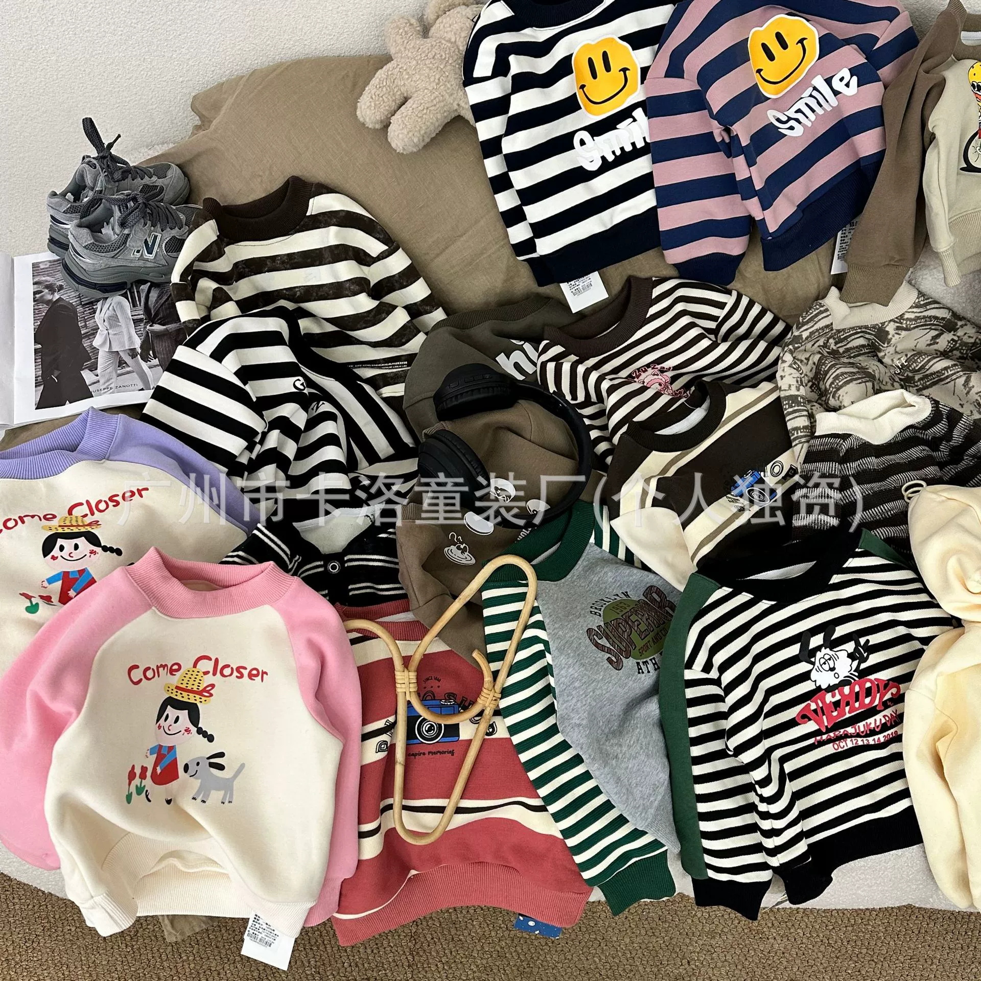 Фирменный шкаф для детской одежды