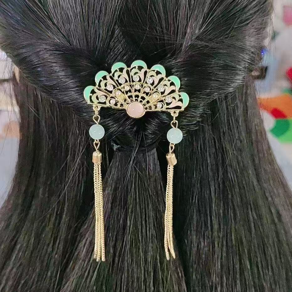 부채꼴 술 머리 빗