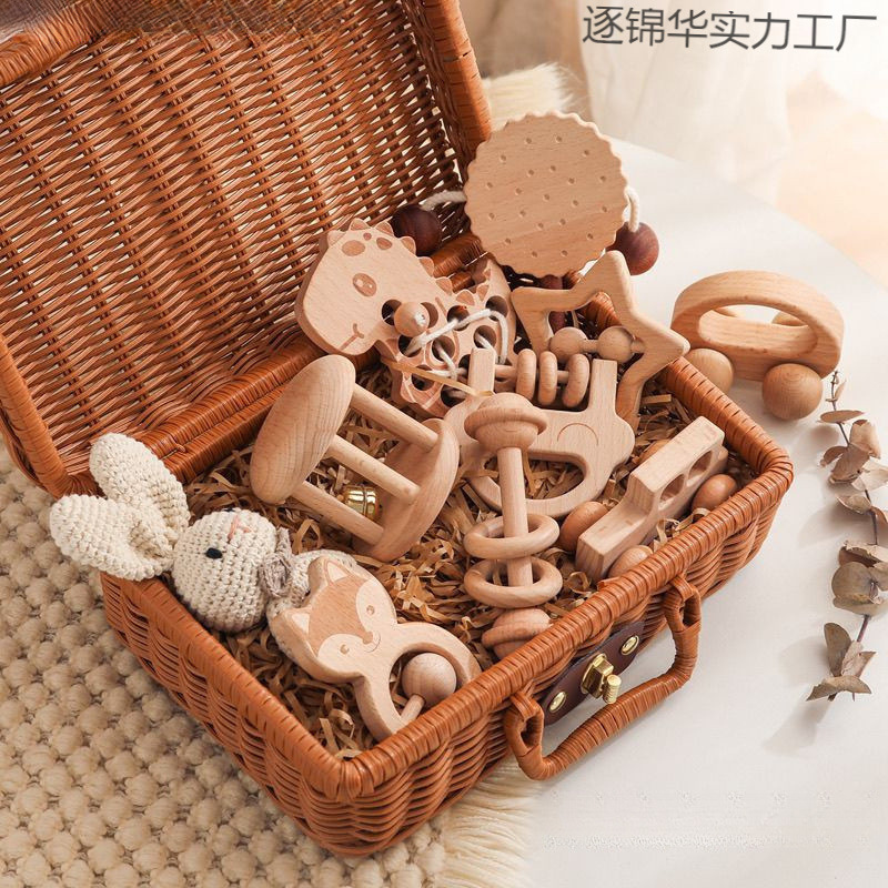 婴幼儿摇铃拨浪鼓可啃咬宝宝0-1岁木质玩具礼盒装拍照道具原木包