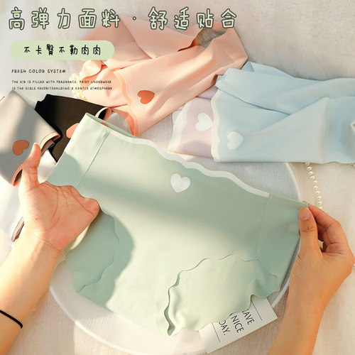 Japanese girl ice silk love underwear women's thin mid-waist large size breathable pure cotton crotch seamless sexy underwear for women