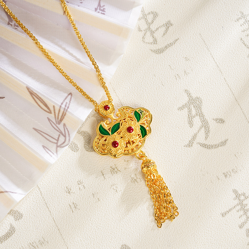 Viento chino de oro de arena de Vietnam peonía Ruyi flange colgante retro durante mucho tiempo no se caen joyerías mujeres fuente al por mayor