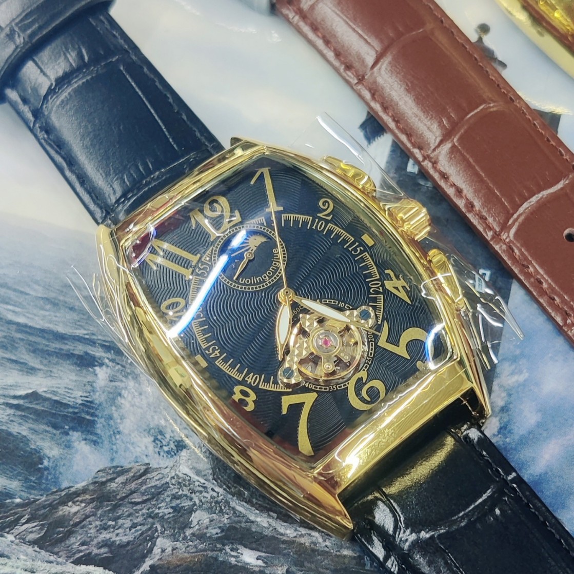 ワイン樽型全自動ホイール中空機械式時計メンズビジネスシンプルファッション多機能時計卸売