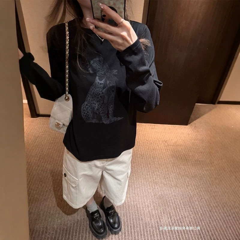 26 Autumn New Fun Leopard Print Long Sleeve T-Shirt for Women, Round Neck Top 26 Autumn New Fun Leopard Print Long Sleeve T-Shirt for Women, Round Neck Top