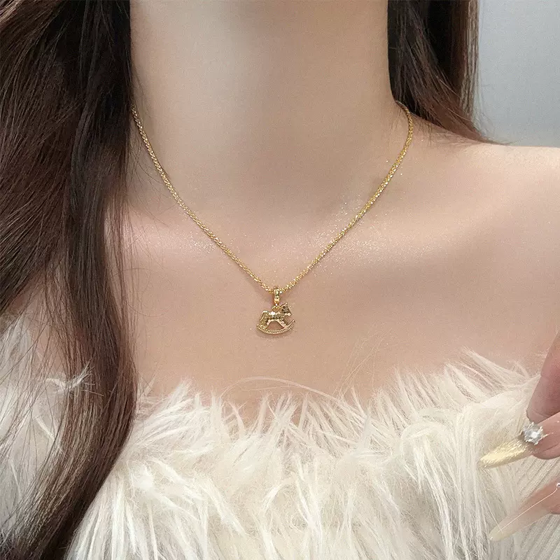 碎冰冰木马吊坠项链 时尚气质秋冬百搭轻奢高级感衣服配饰 毛衣链
