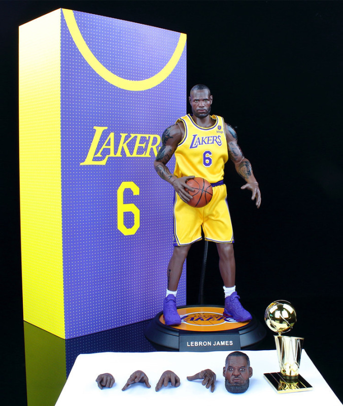 New NBA Star Super Movable 1\6 LeBron James Double-headed Carving Wax-level Boxed Hand-made Model New NBA Star Super Movable 1\6 LeBron James Double-headed Carving Wax-level Boxed Hand-made Model
