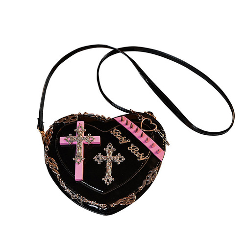 Internet celebrity Gothic style cross-border women's bag new niche hot girl rivet heart-shaped bag dark punk shoulder crossbody bag