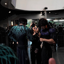 Breathedivinity�o�������\���L��T����Ůͬ����ٸ�Ӗ�����³�