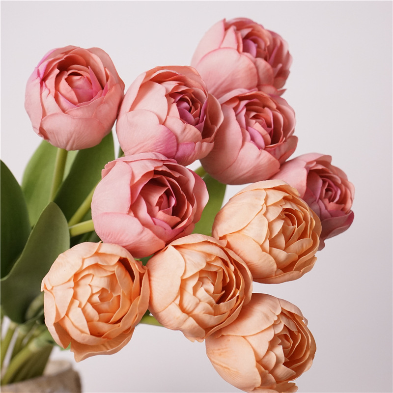 Lujo ligero simulación de camélia Tulip habitación decoración de la sala de estar decoración de alojamiento residencial ramo de flores de mano posando props de fotografía