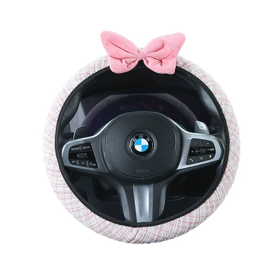 Steering wheel cover: textured and non-slip, suitable for