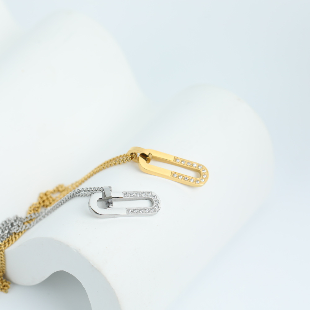 New Stainless Steel Paper Clip Pendant U-Shaped Inlaid Zircon 18K Gold Plated Necklace_colorza_4