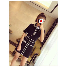 M家19秋冬新款小香风学院显瘦镶边珍珠纽扣针织半身裙91061清货