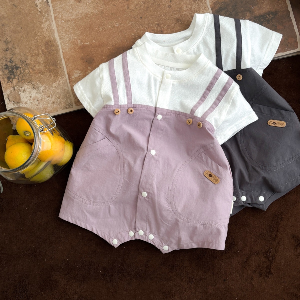 Ropa de verano para bebés nuevo estilo mono de manga corta mamela estilo fino estilo coreano falso dos piezas de un solo pecho fuera de la ropa de culo