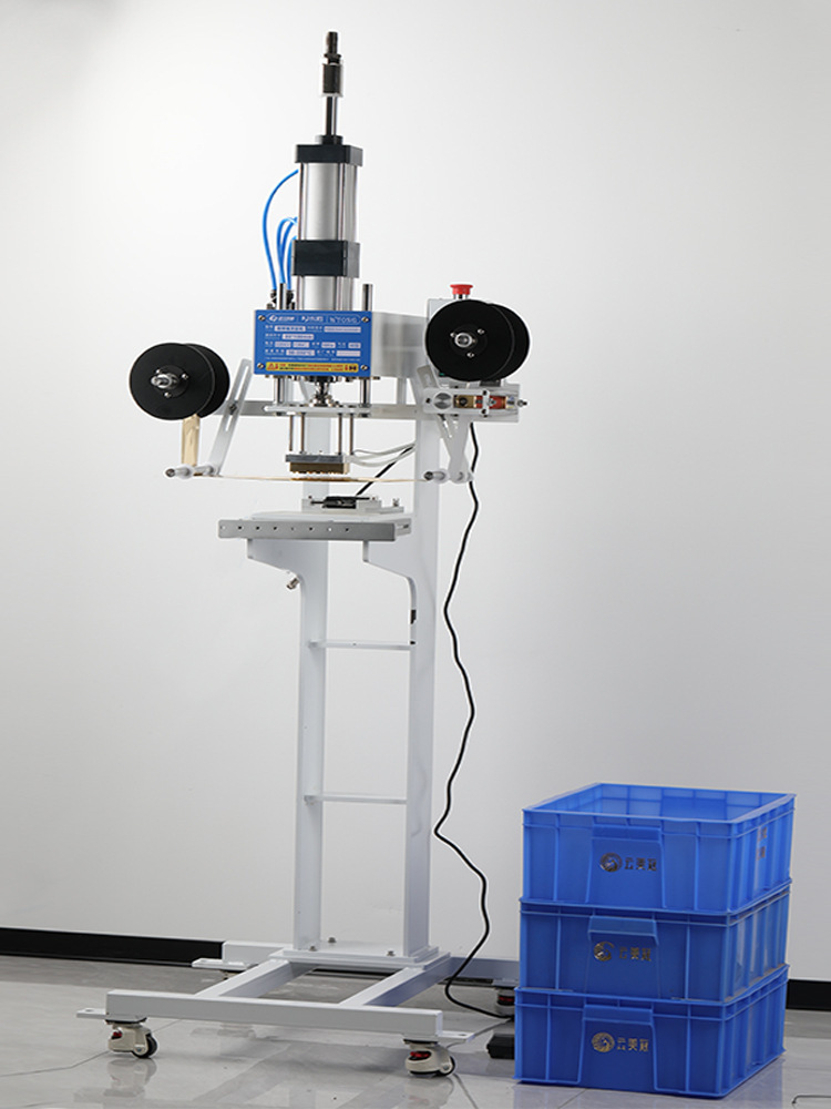 气动周转箱水果框塑料外框盒子烫机器成品烫金机热压印机压垒德株