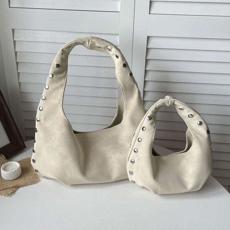 Korean-style niche retro studded shoulder underarm bag, 2026 summer new women's handbag, daily commuter bag