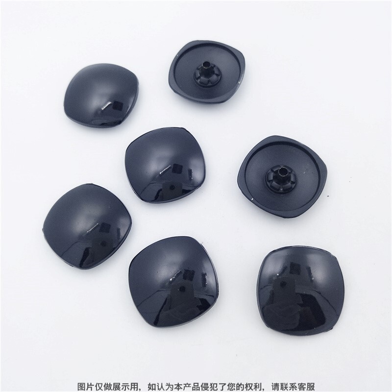 Nordic Style Black Ceramic Buttons, Simple Decorative Buttons for Wool Coats and Knitwear, Same Style as Designer Brands Nordic Style Black Ceramic Buttons, Simple Decorative Buttons for Wool Coats and Knitwear, Same Style as Designer Brands