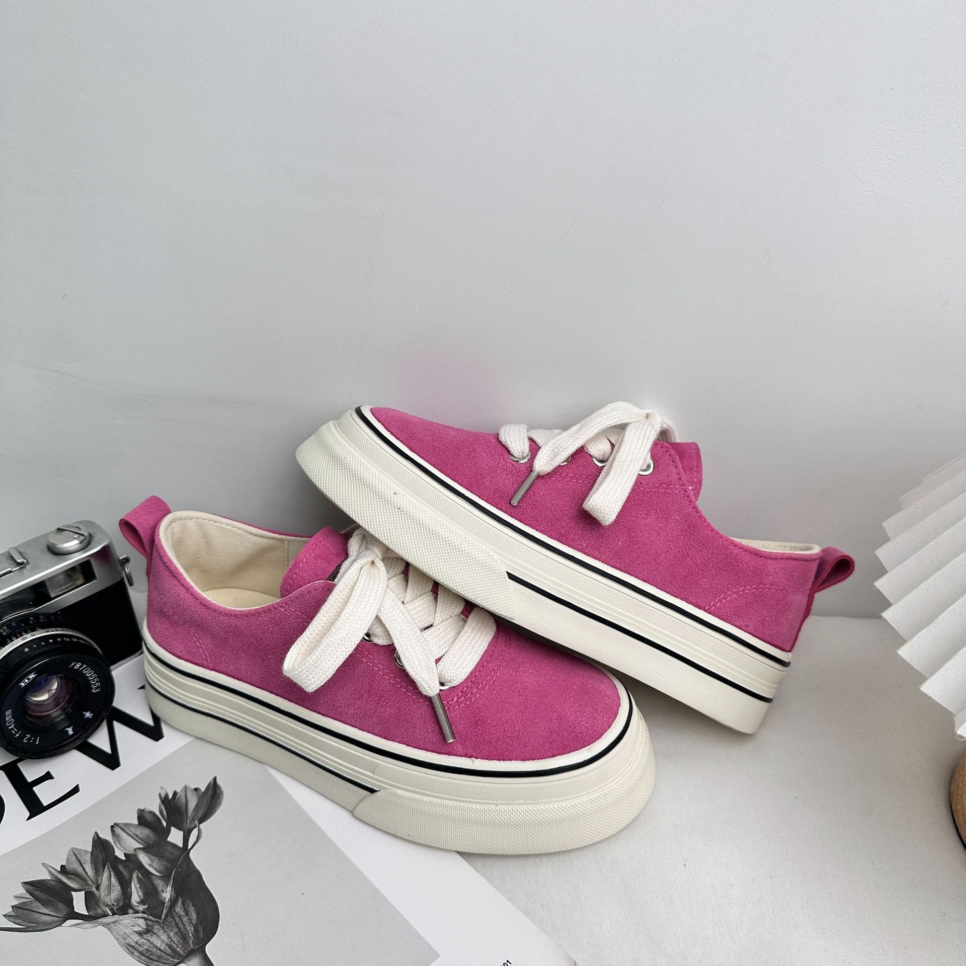 Yuanbo 2025 primavera nuevas zapatillas de deporte de todo fósforo estudiantes zapatos de lona coreanos Harajuku de corte bajo