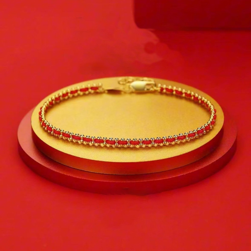 Handmade Red Rope Bracelets for Men and Women, Light Luxury, Fashionable Temperament, Niche Design, High-End, Personalized and Versatile Bracelets