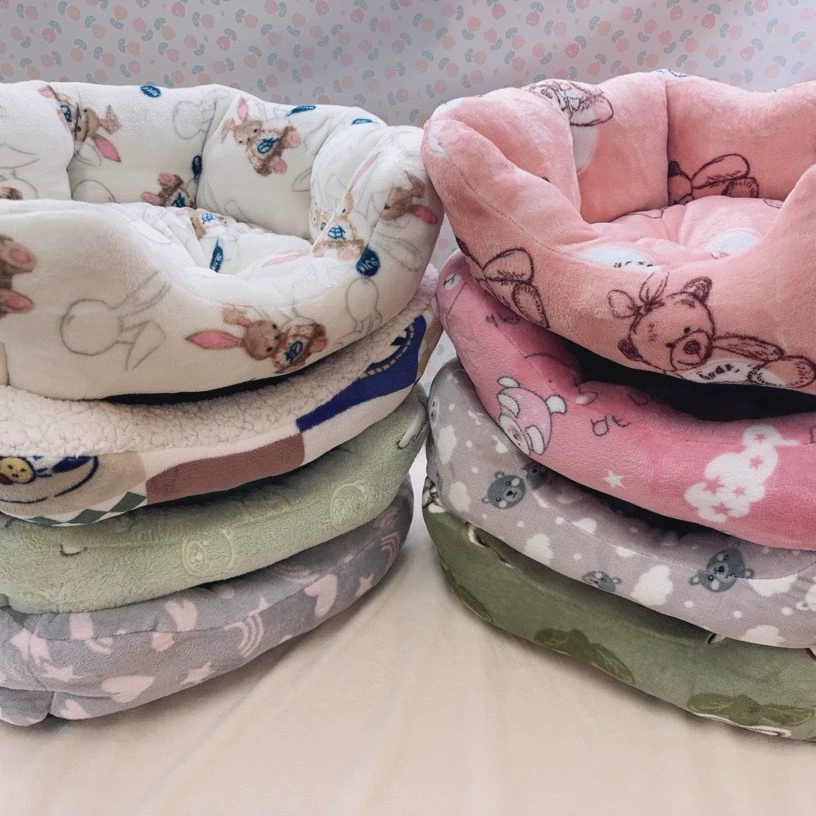 Оболочка питомца питомника питомца гнездо кошки тепло и комфортно зимой