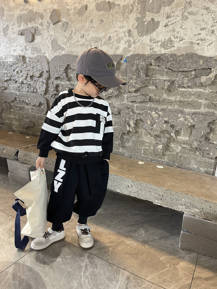 Suéteres de rayas para niños, botas, pantalones, ropa de primavera y otoño, nuevo conjunto de dos piezas moderno y moderno para niños,_voghion.com