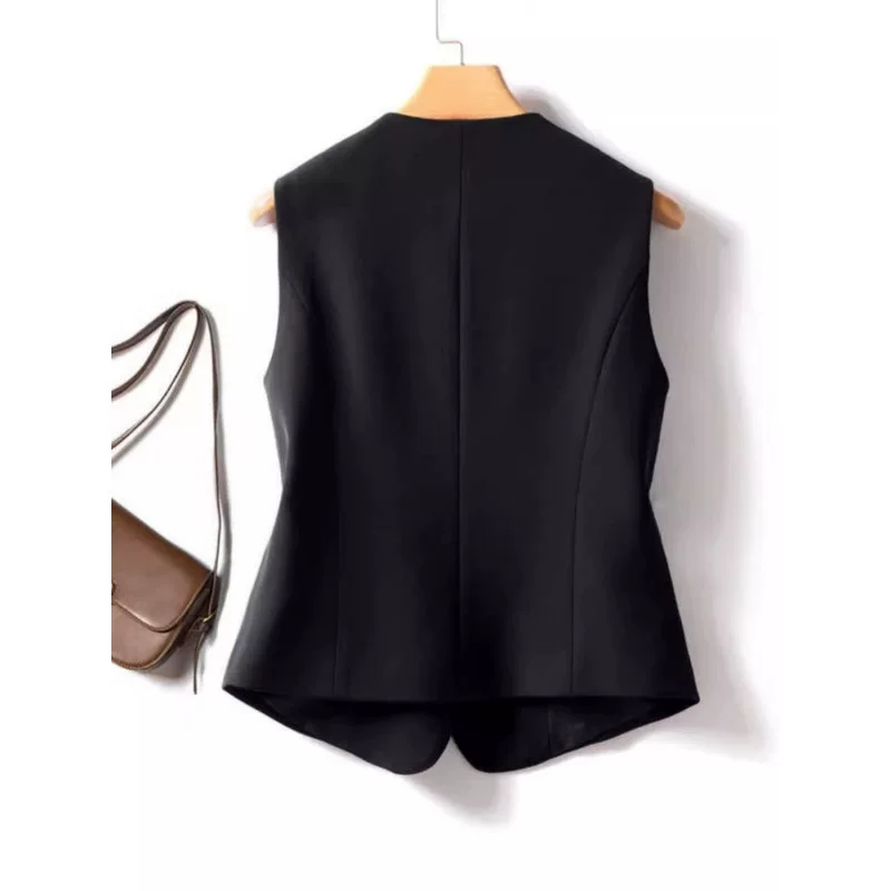 Короткий осенний жилет, черный костюм, slim fit, облегающий