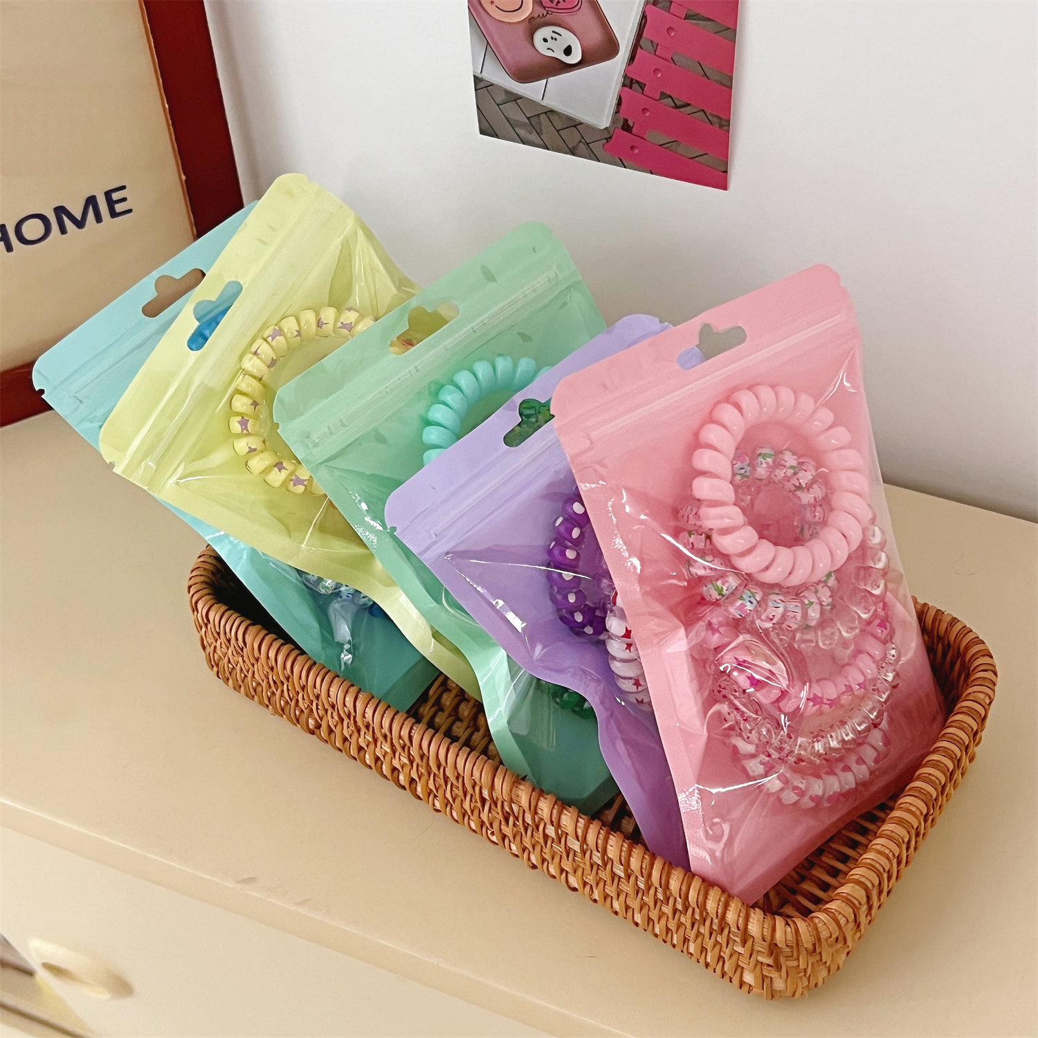 Plastic, Resin Material Solid Color Pattern Women'S Gender Sweet Style Women's Sweet Solid Color Plastic Resin Hair Tie