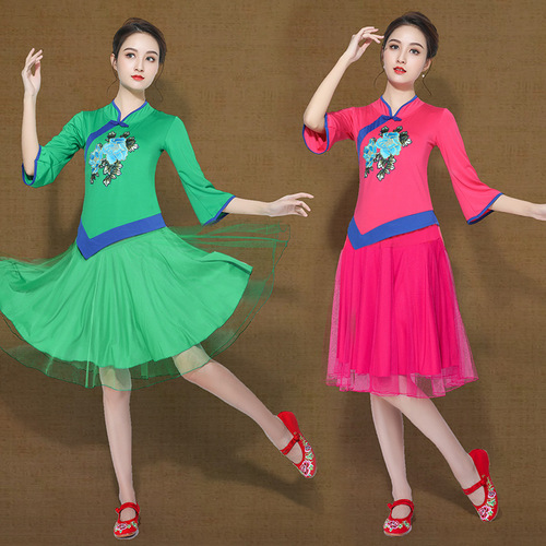 Ethnic style embroidered plate buckle square dance costumes female performance costumes autumn group performance costumes square dance costumes