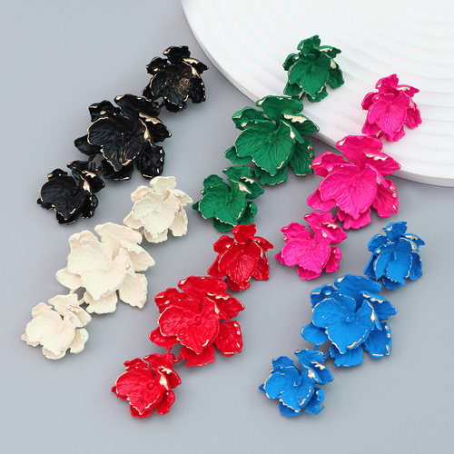 Spring new collection floral earrings—European and American-style women's Bohemian-style multi-layer alloy spray-painted flower drop earrings, wholesale