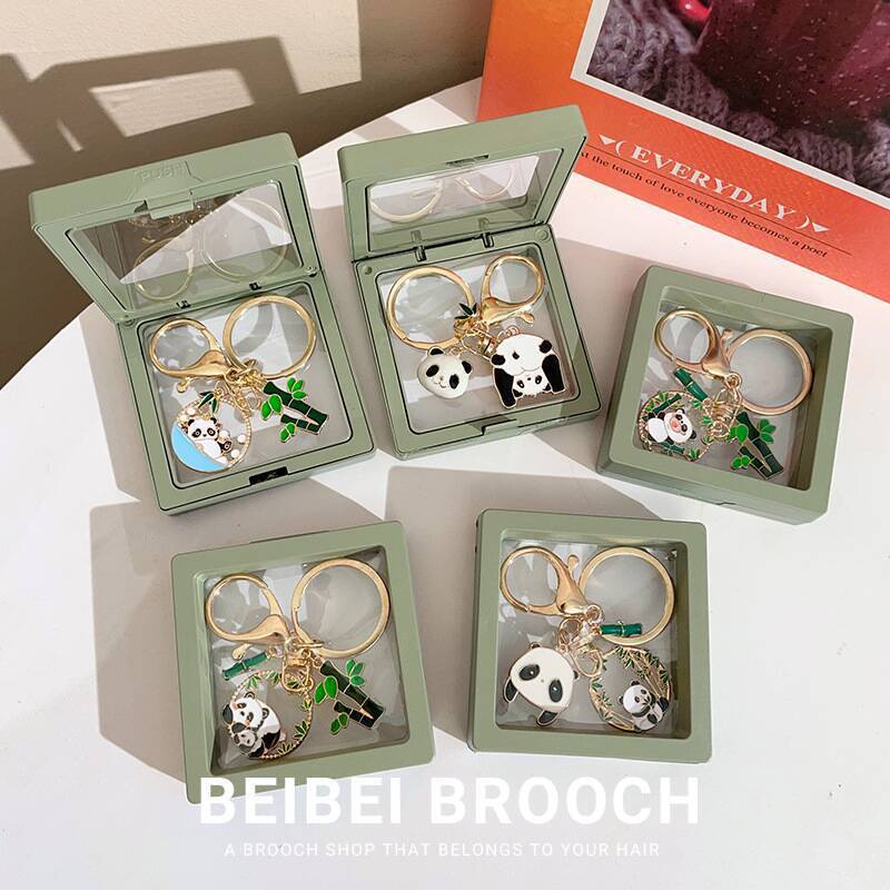 New Giant Panda Keychain New Chinese Style Cartoon National Treasure Alloy Pendant Male and Female Couple Pendant Souvenir Gift New Giant Panda Keychain New Chinese Style Cartoon National Treasure Alloy Pendant Male and Female Couple Pendant Souvenir Gift